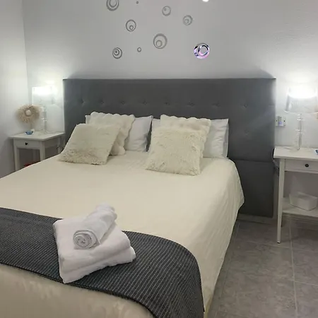 Minerva 30 Garden View *