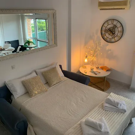 Minerva 30a Garden View *
